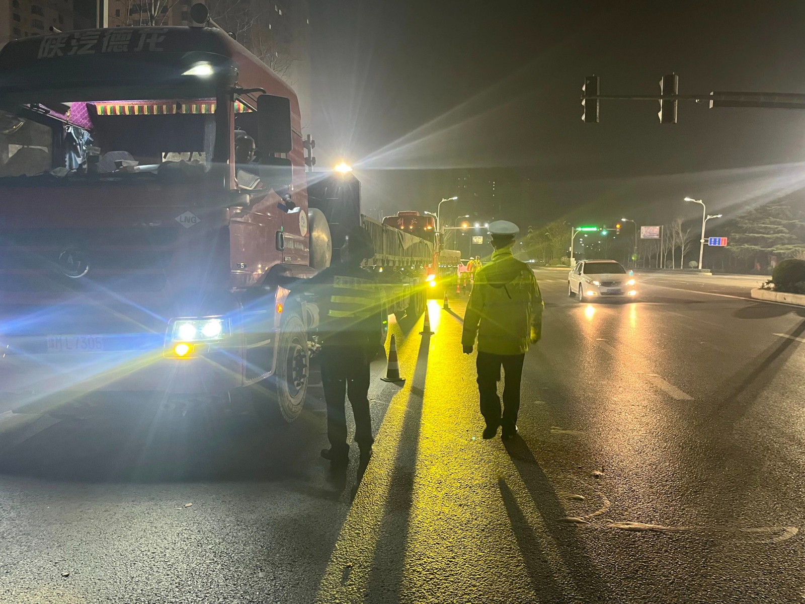 微信图片_20251210154317.jpg 微信图片_20251210154317.jpg